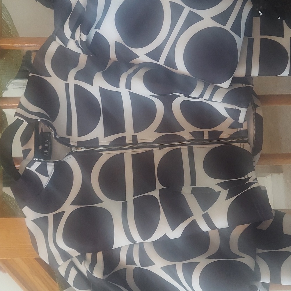 AKIRA Black and White Geometric Bomber Jacket - Picture 3 of 9